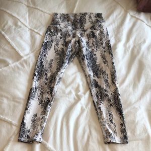 Snakeskin Legging